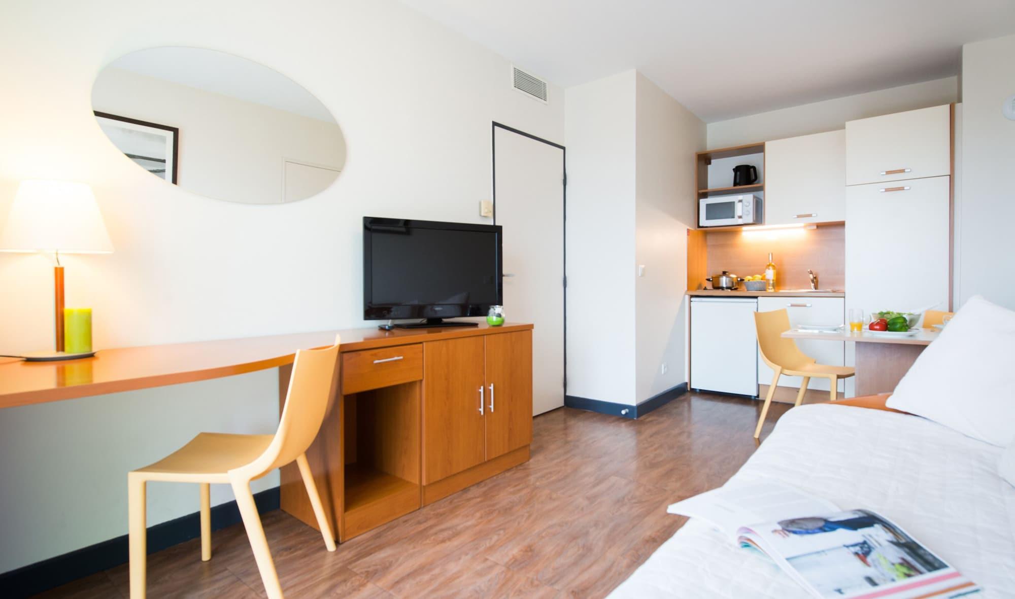Comfort Aparthotel Saint-Nazaire Les Portes De L Ocean מראה חיצוני תמונה