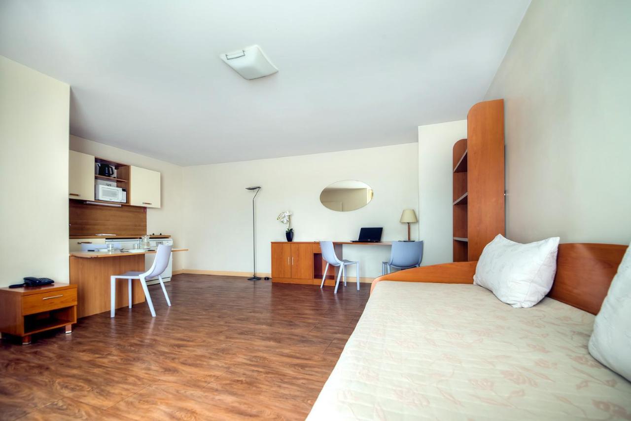 Comfort Aparthotel Saint-Nazaire Les Portes De L Ocean מראה חיצוני תמונה