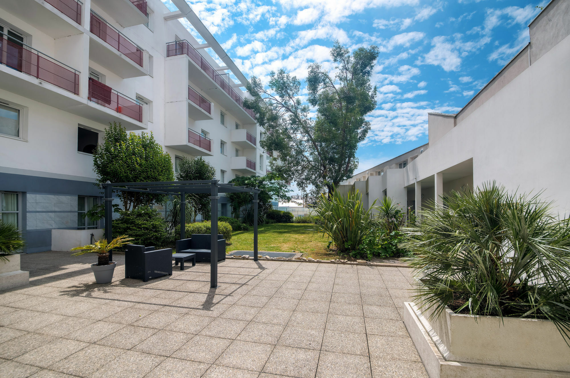 Comfort Aparthotel Saint-Nazaire Les Portes De L Ocean מראה חיצוני תמונה